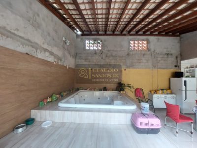 Casa a Venda Proximo a Comendador
