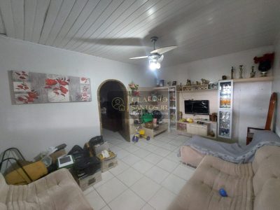 Casa a Venda Proximo a Comendador